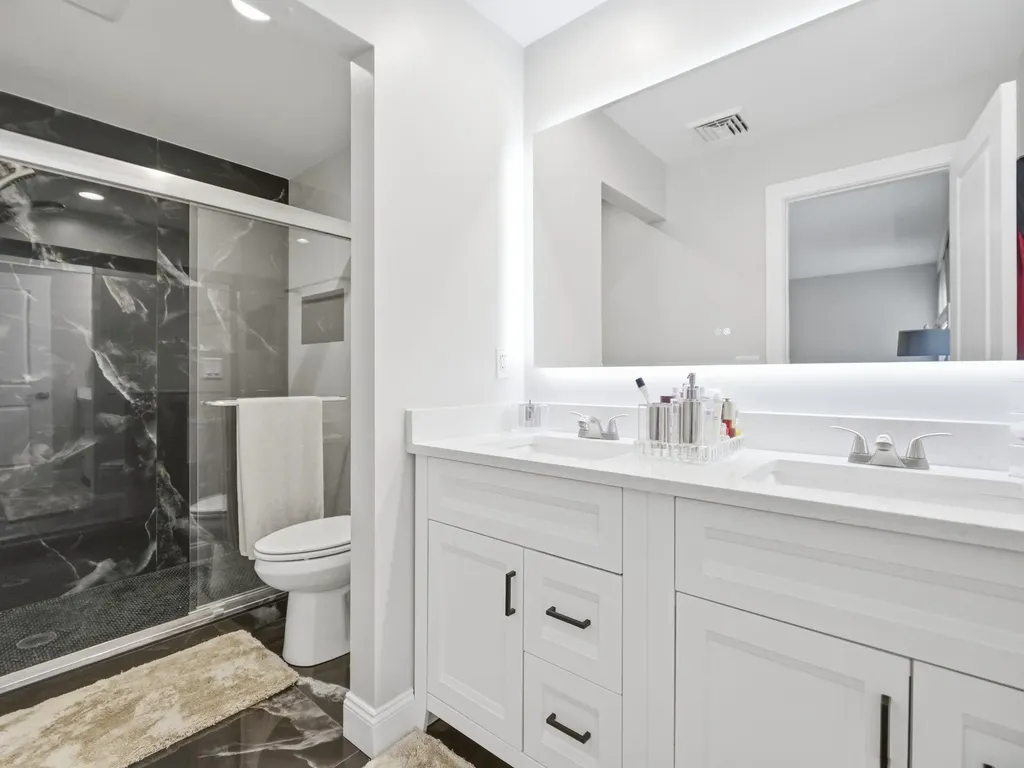 4 Wilshire Lane Pelham NH 03076