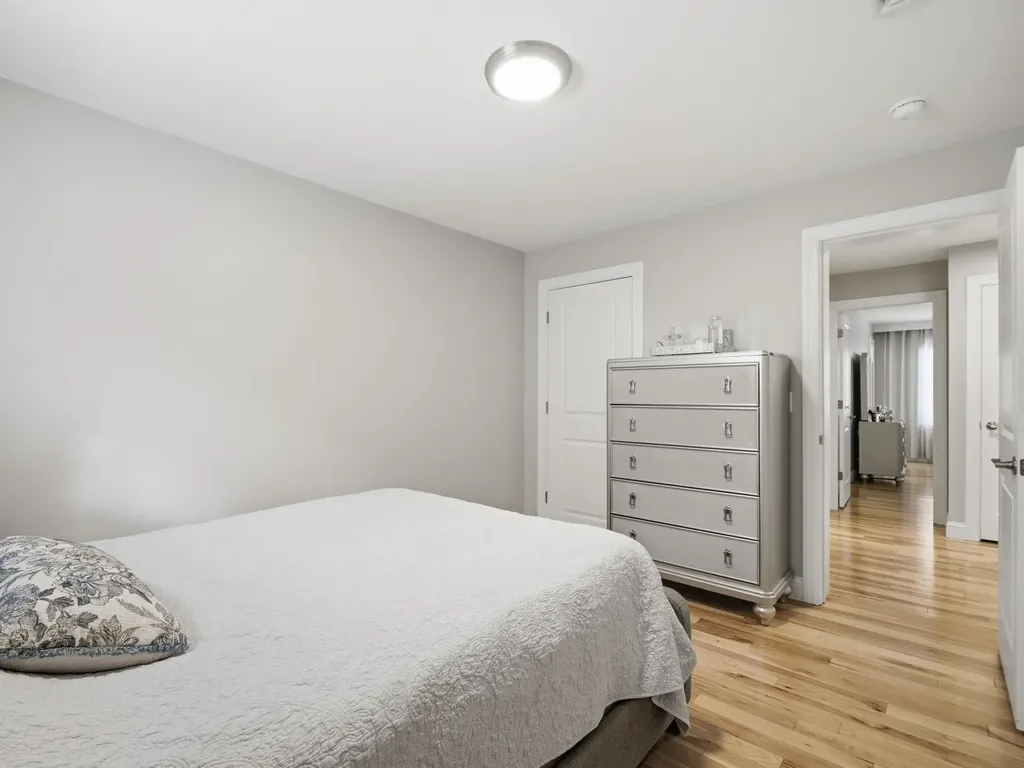 4 Wilshire Lane Pelham NH 03076