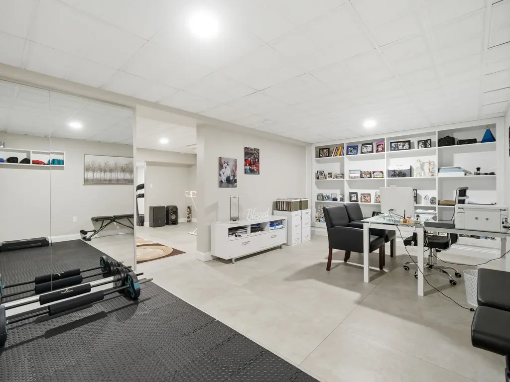 4 Wilshire Lane Pelham NH 03076