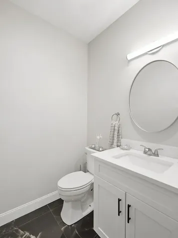 4 Wilshire Lane Pelham NH 03076