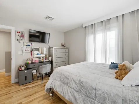 4 Wilshire Lane Pelham NH 03076
