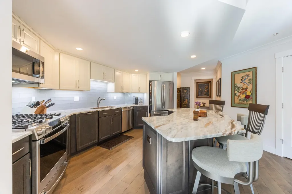 2075 Lafayette Road Portsmouth NH 03801