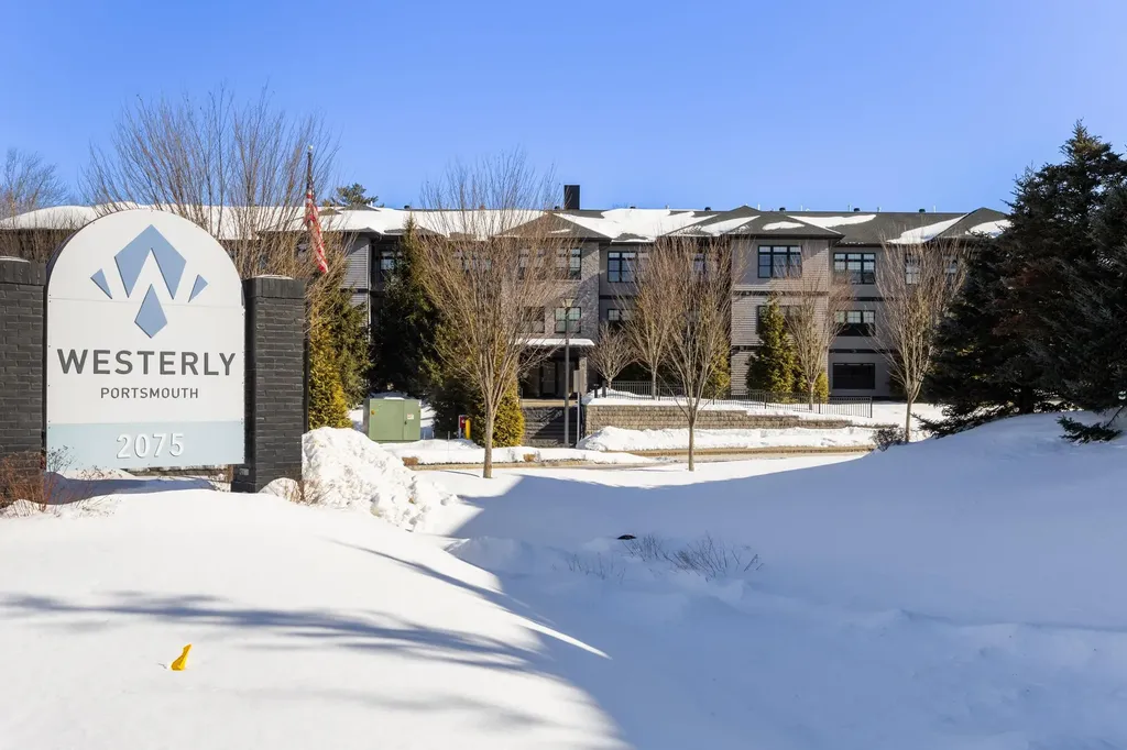 2075 Lafayette Road Portsmouth NH 03801