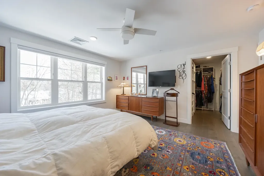 2075 Lafayette Road Portsmouth NH 03801