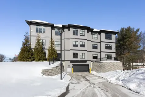 2075 Lafayette Road Portsmouth NH 03801