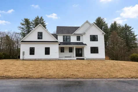 61 Whitford Street Manchester NH 03104