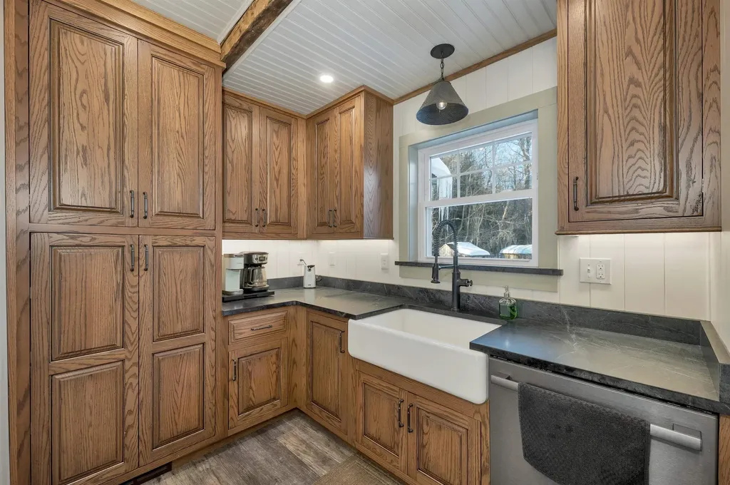 215 Spring Road Peterborough NH 03458