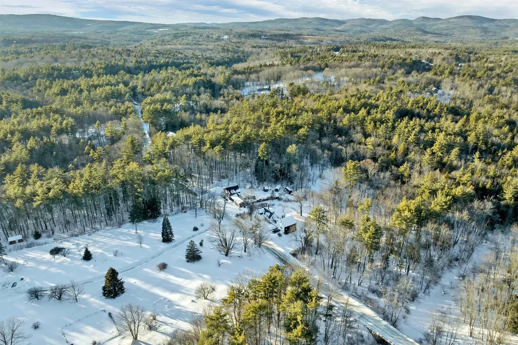 215 Spring Road Peterborough NH 03458