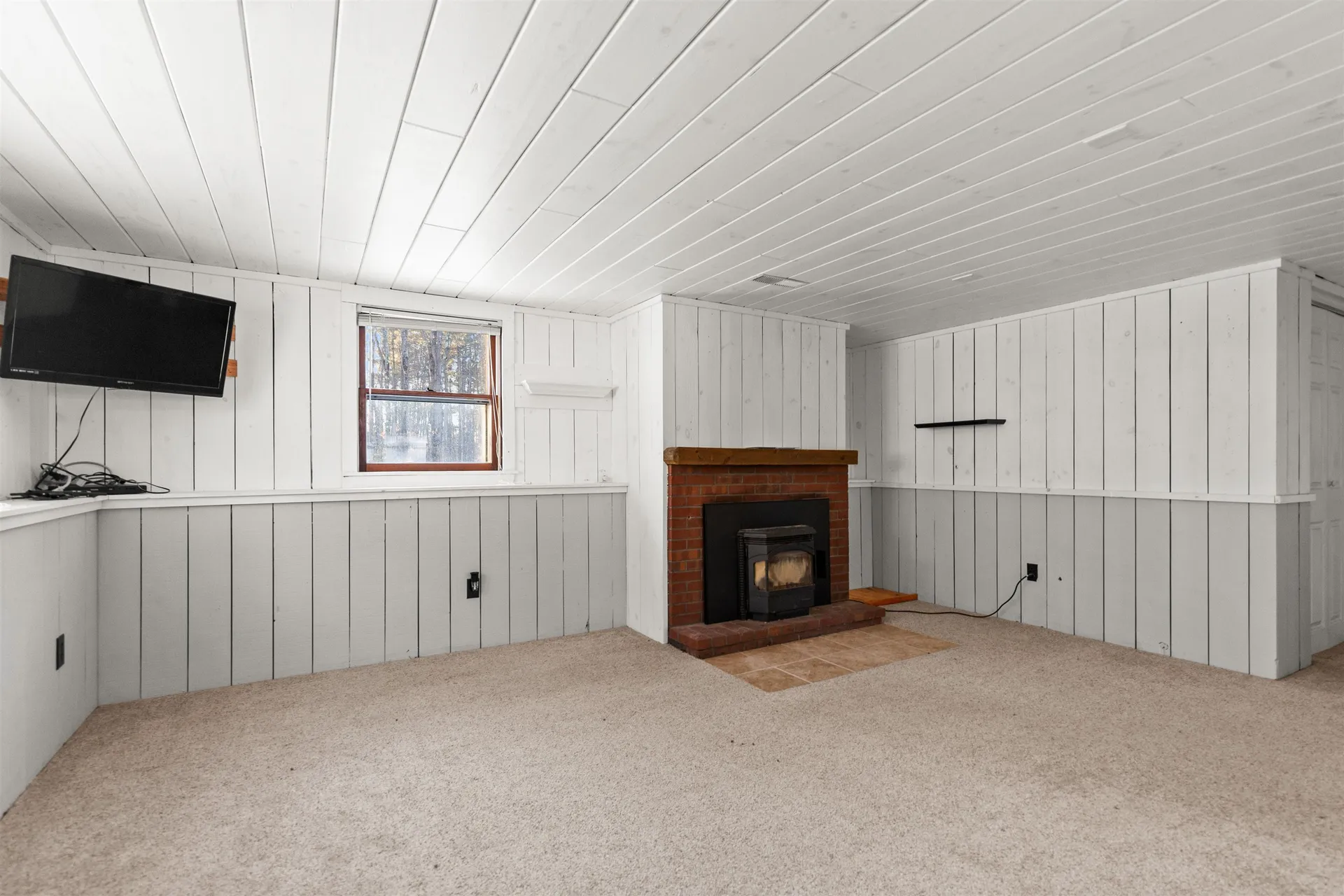 30 Elderberry Drive Gilford NH 03249