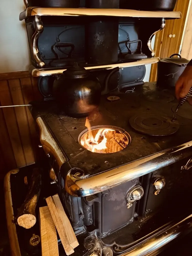 762A Mclaren Hill Road Barnet VT 05821