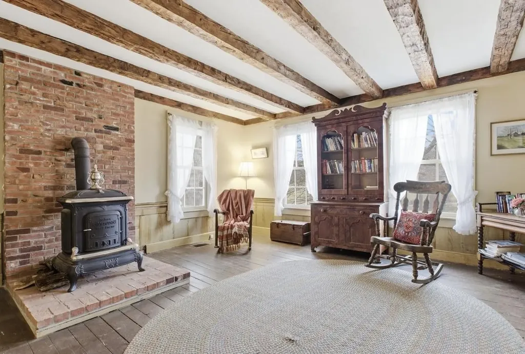 762A Mclaren Hill Road Barnet VT 05821