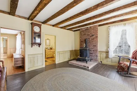 762A Mclaren Hill Road Barnet VT 05821