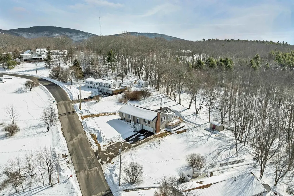 55 High View Circle Gilford NH 03249