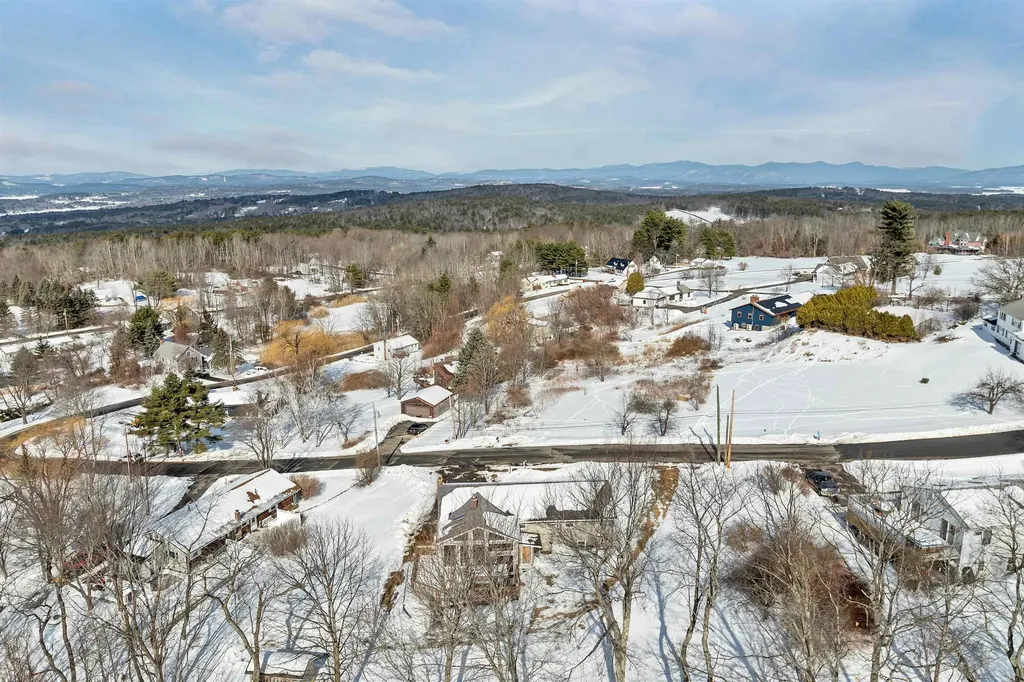 55 High View Circle Gilford NH 03249