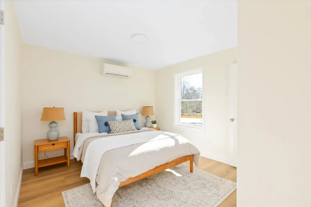 33 Lucy Lane Peterborough NH 03458