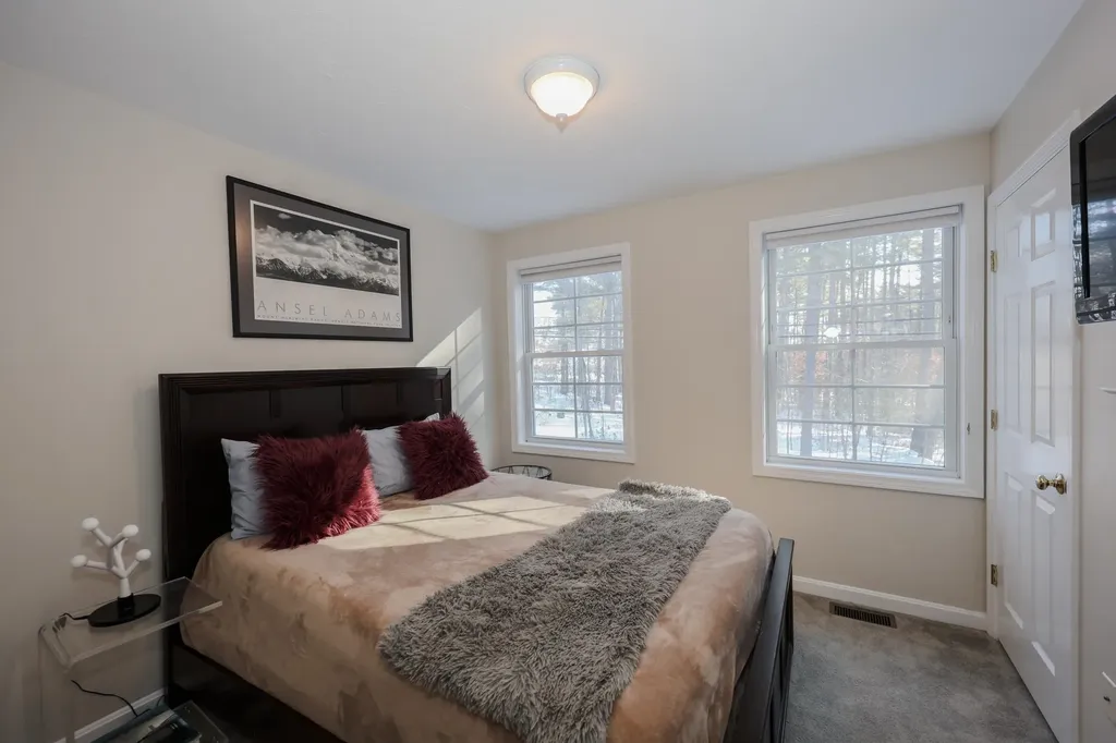 21 W Shore Avenue Manchester NH 03109