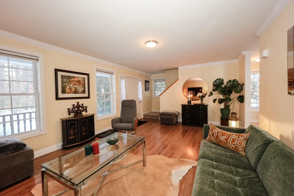 21 W Shore Avenue Manchester NH 03109