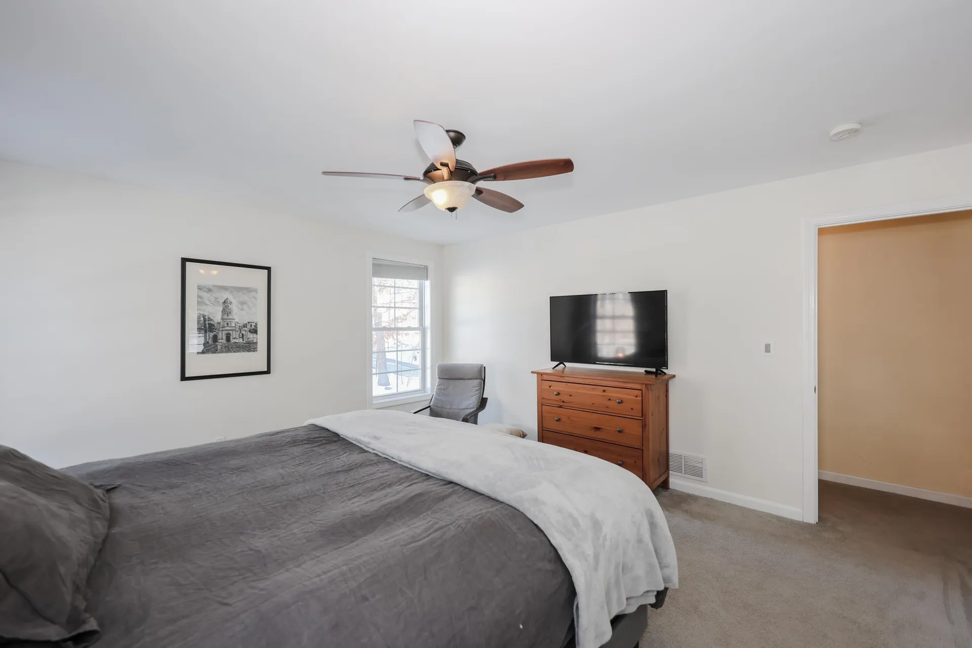 21 W Shore Avenue Manchester NH 03109