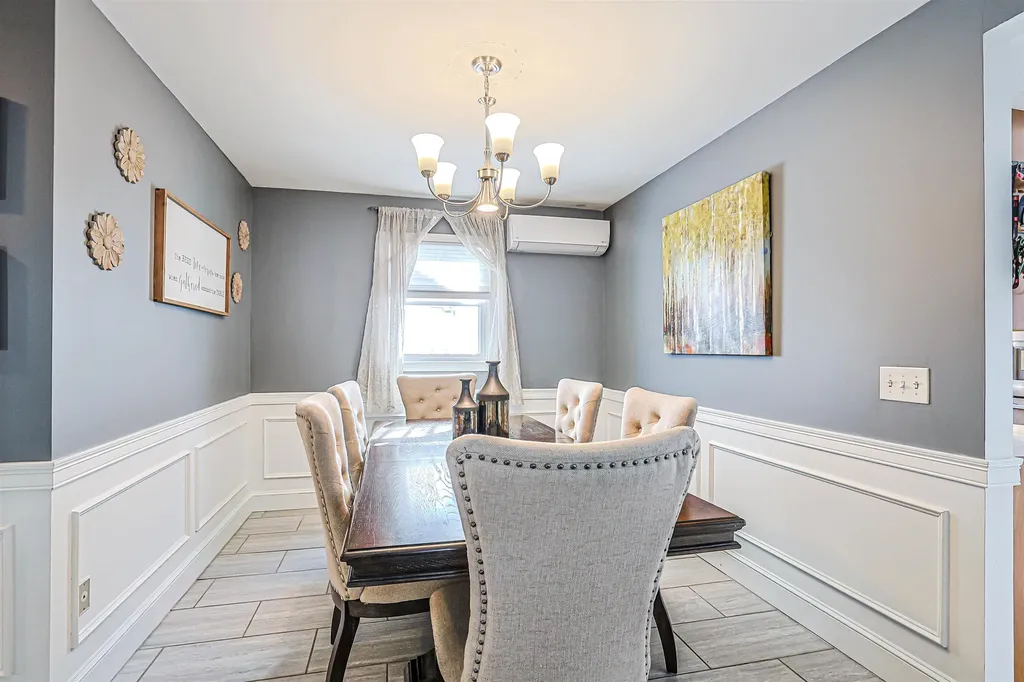 4 Farmer Street Manchester NH 03104