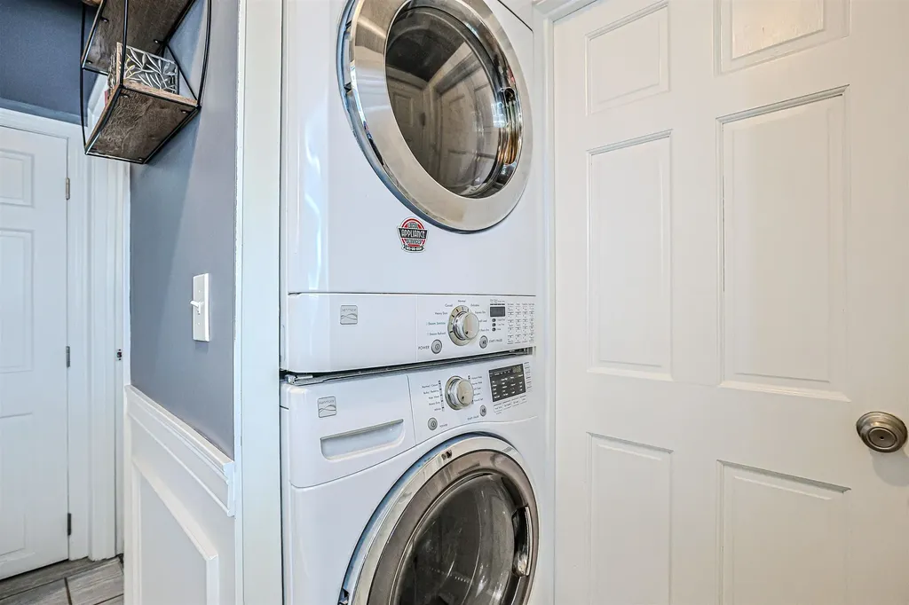 4 Farmer Street Manchester NH 03104