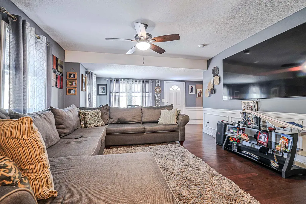 4 Farmer Street Manchester NH 03104