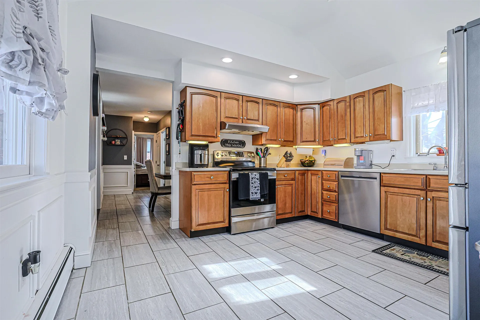 4 Farmer Street Manchester NH 03104