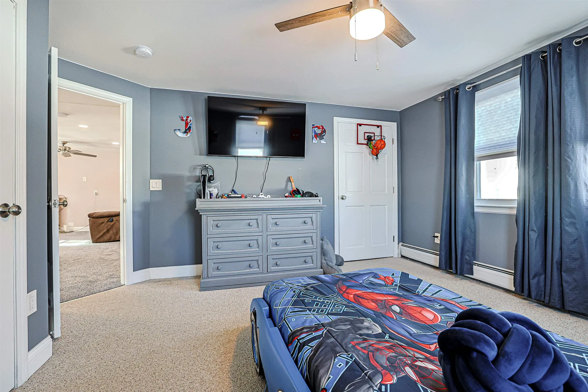 4 Farmer Street Manchester NH 03104