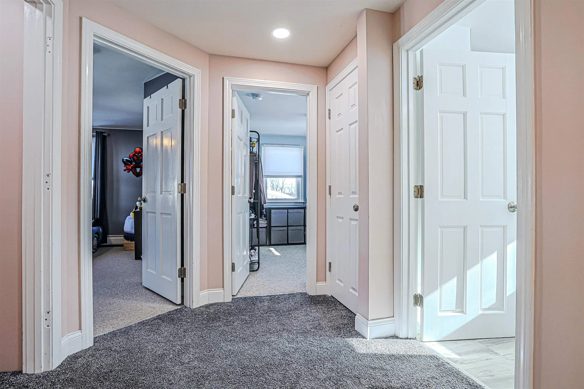 4 Farmer Street Manchester NH 03104