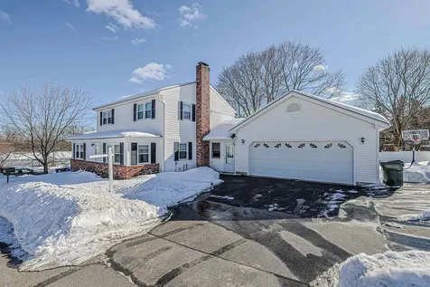 4 Farmer Street Manchester NH 03104