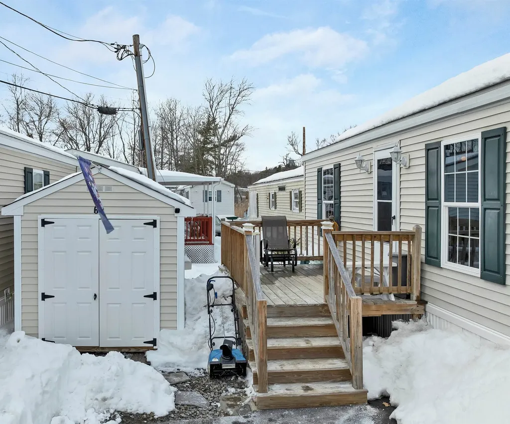 66 Brookwood Drive Salem NH 03079