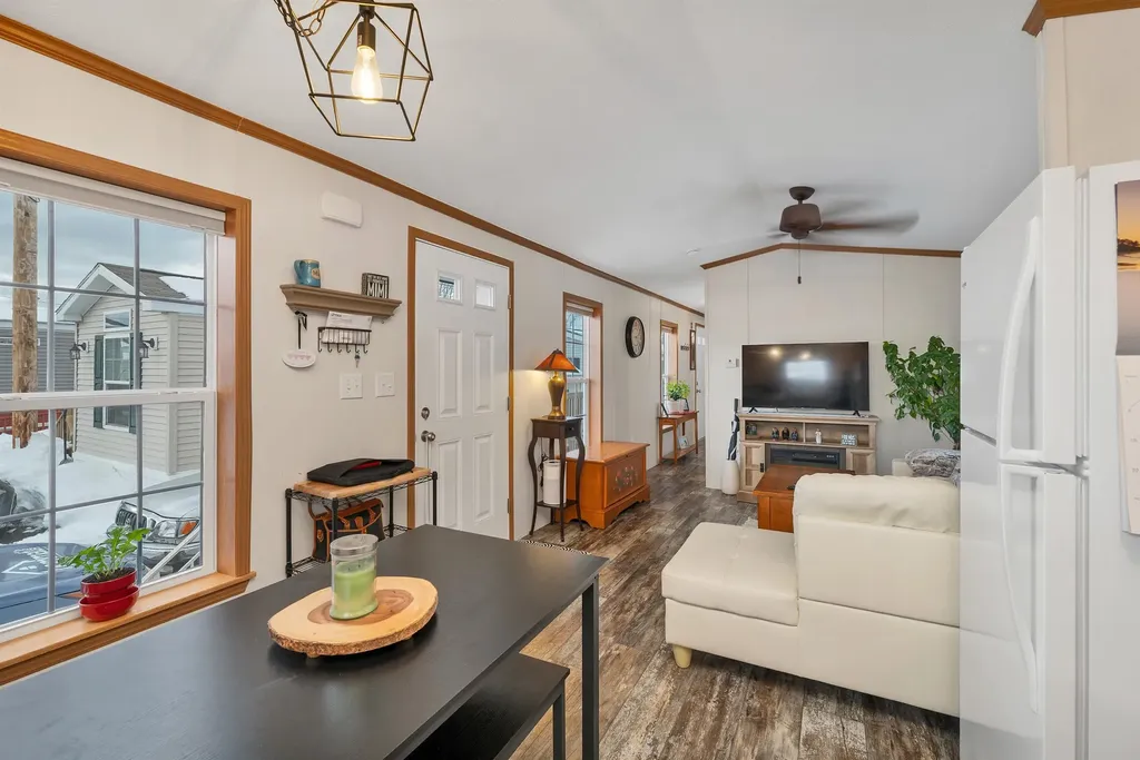 66 Brookwood Drive Salem NH 03079