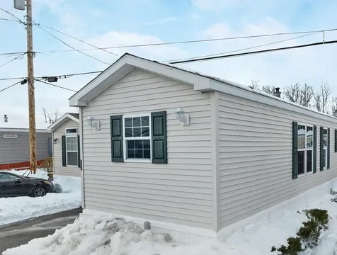66 Brookwood Drive Salem NH 03079