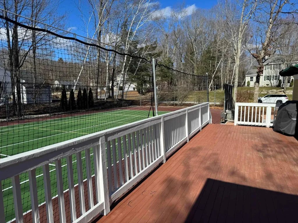 32 Lindsay Road Hooksett NH 03106