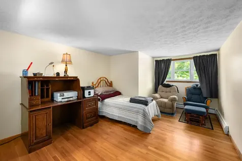 32 Lindsay Road Hooksett NH 03106