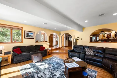 32 Lindsay Road Hooksett NH 03106