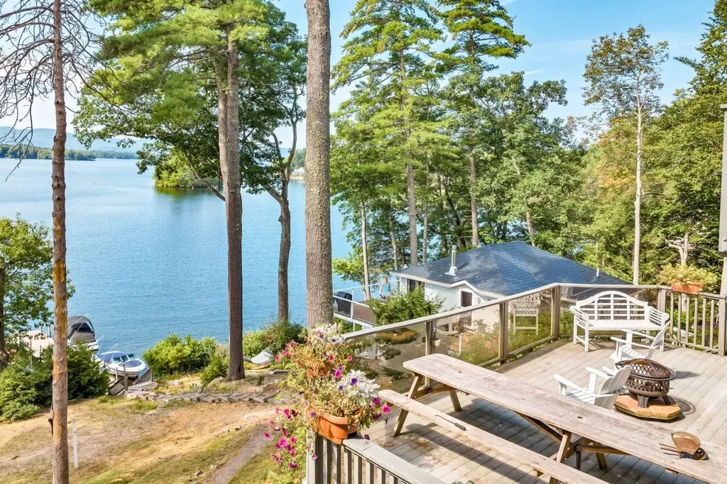 92 Canopache Road Wolfeboro NH 03894