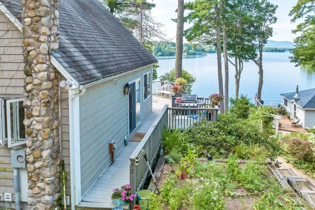 92 Canopache Road Wolfeboro NH 03894