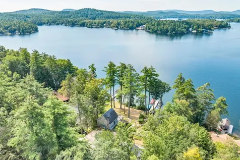 92 Canopache Road Wolfeboro NH 03894