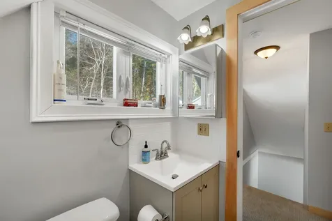 92 Canopache Road Wolfeboro NH 03894