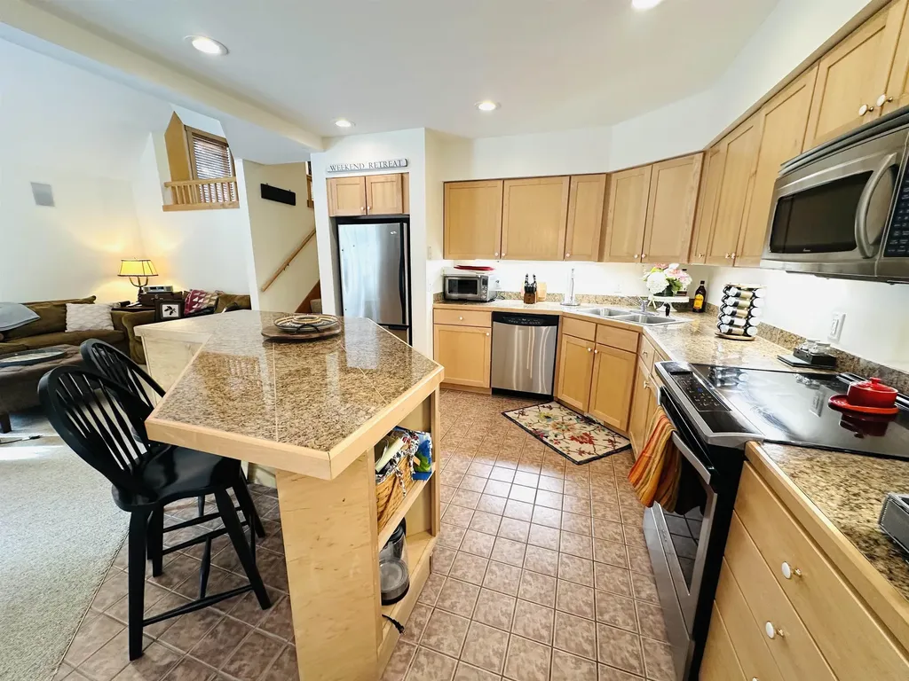 39B Kingswood Road Dover VT 05356