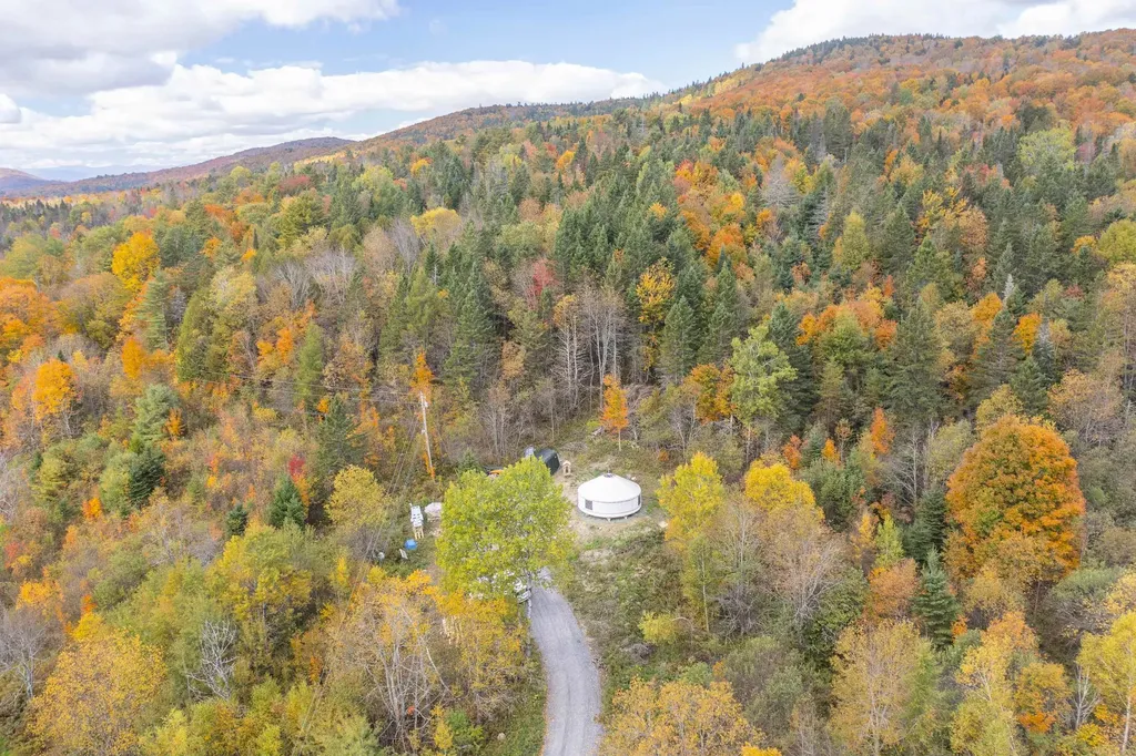 534 Us Route 2 Cabot VT 05647