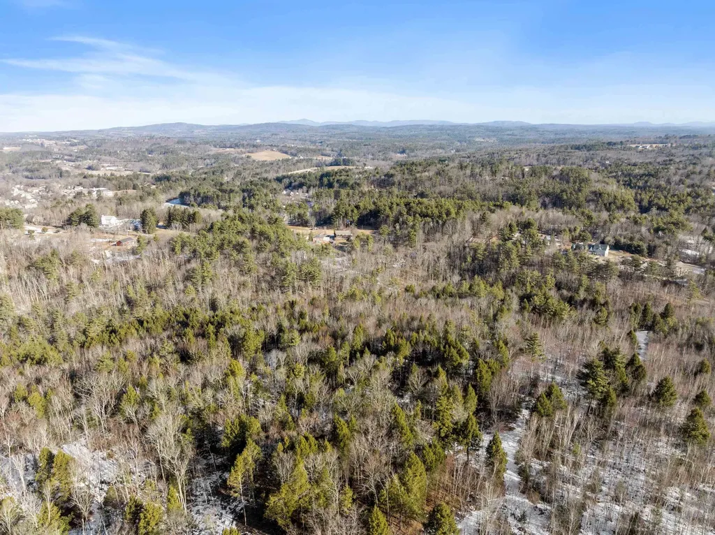 18 Catamount Road Pittsfield NH 03263