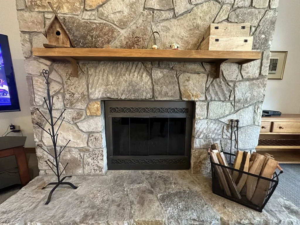 4 Sportscenter Village Way Dover VT 05356