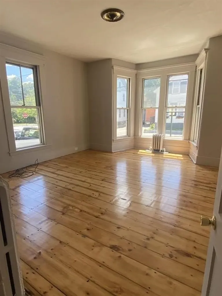 76 Warren Street Concord NH 03301