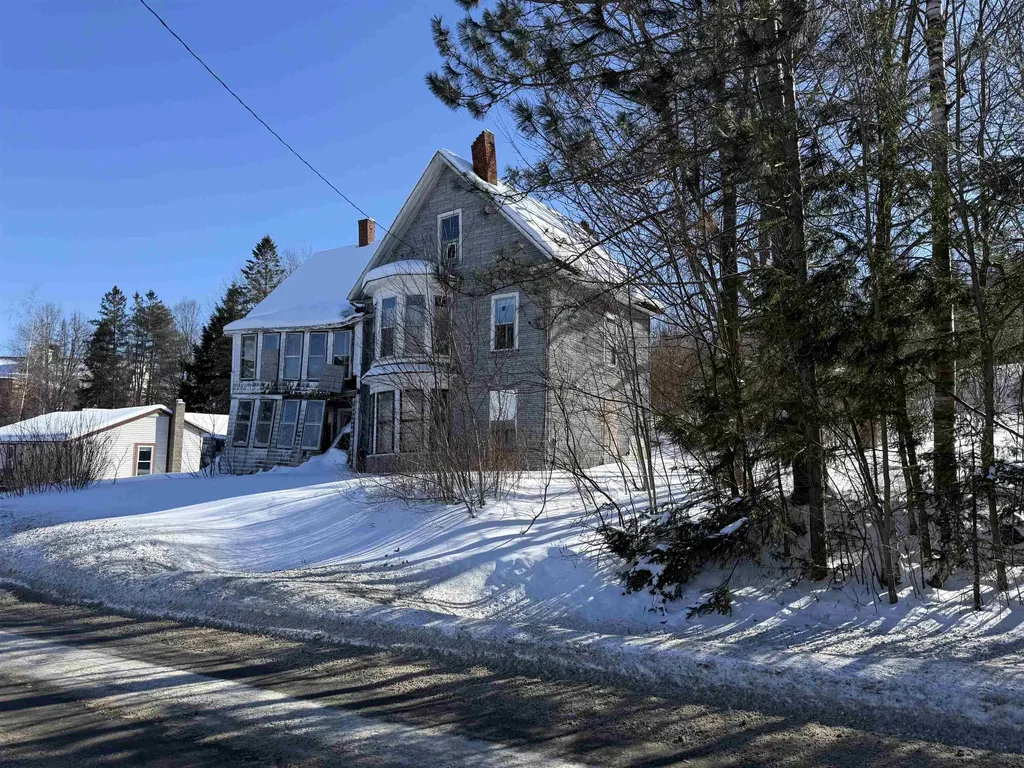 531 West Main Street Newport City VT 05855