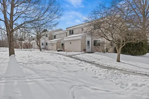 I4 Grandview Drive South Burlington VT 05403