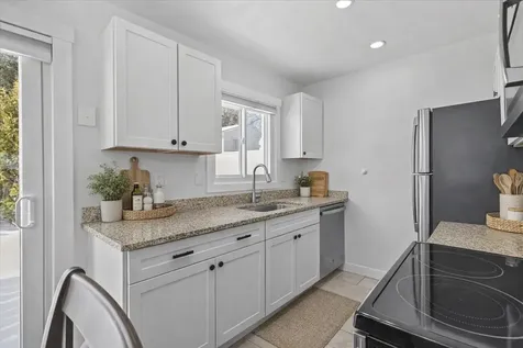 I4 Grandview Drive South Burlington VT 05403