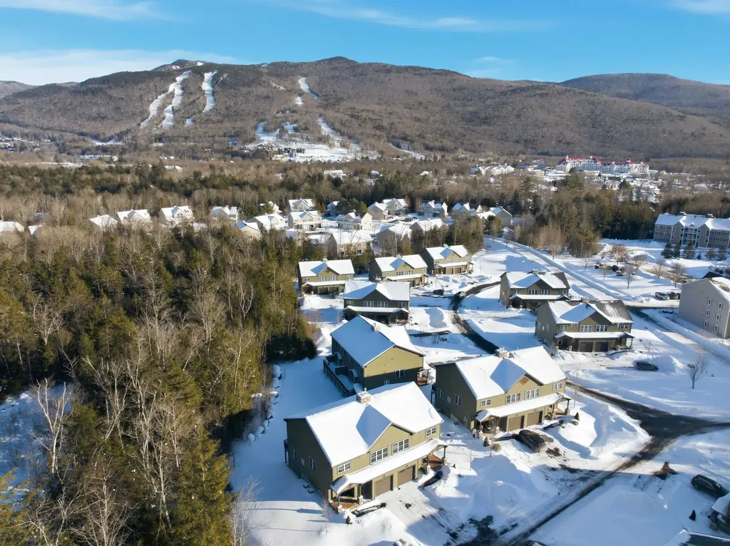 8 Forest Pine Spur Lincoln NH 03251