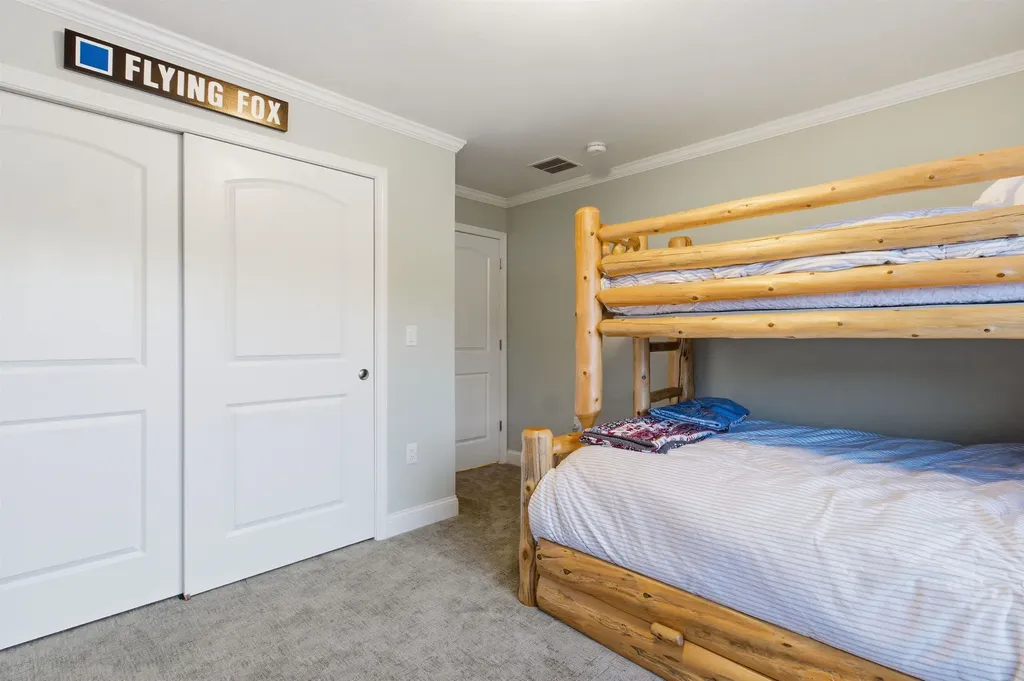 8 Forest Pine Spur Lincoln NH 03251