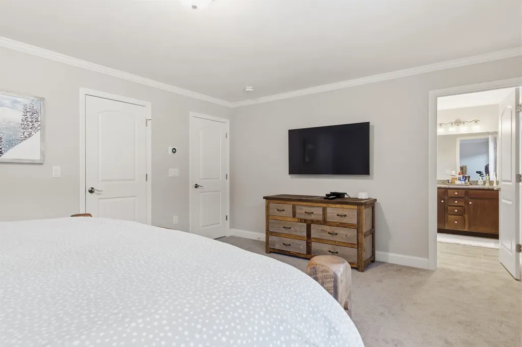 8 Forest Pine Spur Lincoln NH 03251